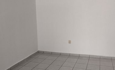 Espacios amplios, a pie de calle Corregidora Queretaro 3 recamaras No mascotas