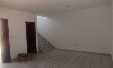 Espacios amplios, a pie de calle Corregidora Queretaro 3 recamaras No mascotas