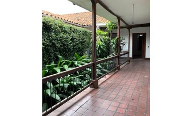 Venta de casa en el barrio  San Antonio
