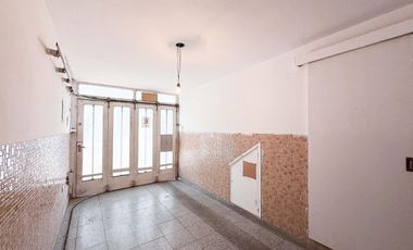 Dúplex en venta - 2 Dormitorios 1 Baño - Cochera - 98Mts2 - La Plata