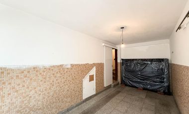 Dúplex en venta - 2 Dormitorios 1 Baño - Cochera - 98Mts2 - La Plata