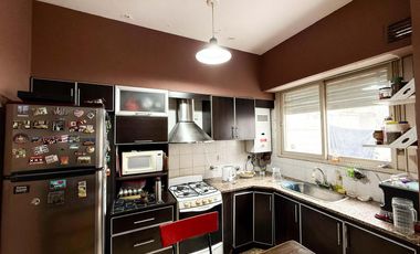 Dúplex en venta - 2 Dormitorios 1 Baño - Cochera - 98Mts2 - La Plata