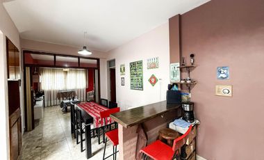Dúplex en venta - 2 Dormitorios 1 Baño - Cochera - 98Mts2 - La Plata
