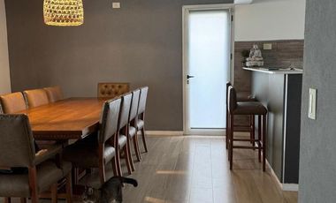 Casa estilo moderno en Barrio Santa Juana