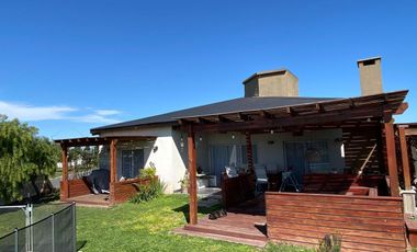 Espectacular Casa en Venta en Barrio San Sebastián - ESCOBAR - APTA CREDITO