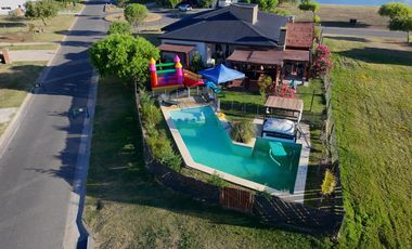 Espectacular Casa en Venta en Barrio San Sebastián - ESCOBAR - APTA CREDITO