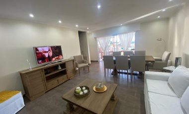 Espectacular Casa en Venta en Barrio San Sebastián - ESCOBAR - APTA CREDITO