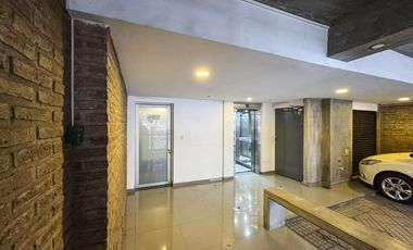 Oficina semiamoblada con 3 ambientes y amenities