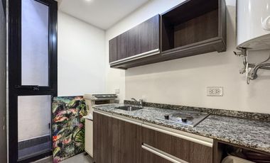 Oficina semiamoblada con 3 ambientes y amenities