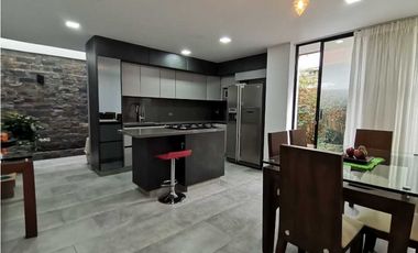 Venta de hermosa casa en unidad cerrada en la ceja (LDC)