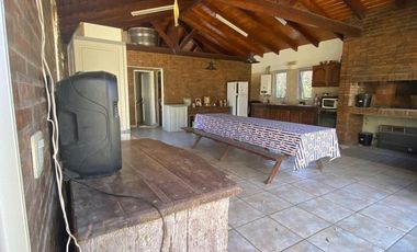 Casa en Funes