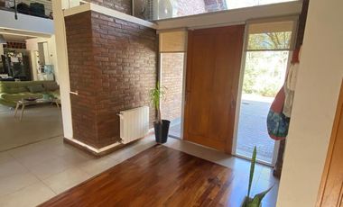 Casa en Funes