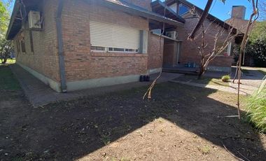 Casa en Funes