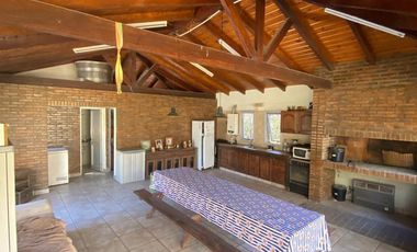 Casa en Funes