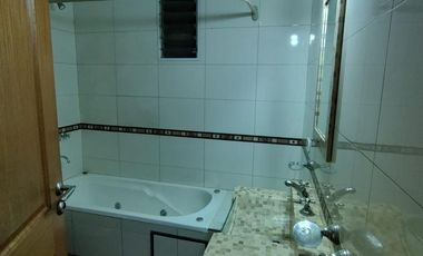 Departamento de tres ambientes en Alquiler en Avellaneda