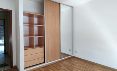 Departamento de tres ambientes en Alquiler en Avellaneda
