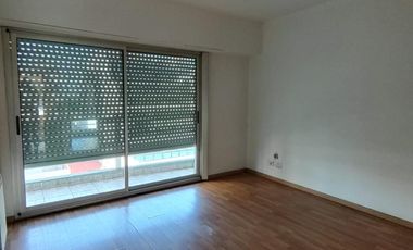 Departamento de tres ambientes en Alquiler en Avellaneda