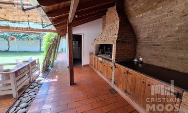 Casa  en venta  de 5 ambientes- Ingeniero Maschwitz