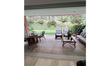 8460871 Venta Casa en el Poblado San Lucas