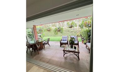 8460871 Venta Casa en el Poblado San Lucas