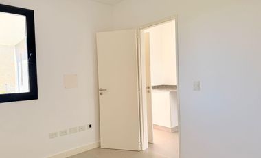 Casa en venta en Araucarias sobre lote interno