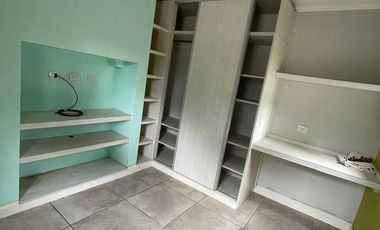 Importante Casa en Las Delicias 4 dormitorios, con pileta, q