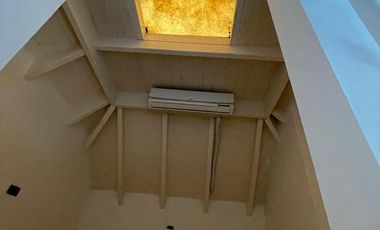 Importante Casa en Las Delicias 4 dormitorios, con pileta, q
