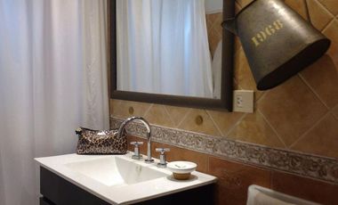 Casa a la venta en Campos de Echeverría