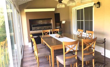 Casa a la venta en Campos de Echeverría