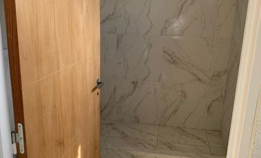 CASA EN VENTA DE 4 AMBIENTES EN LA ALAMEDA