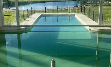 CASA EN VENTA DE 4 AMBIENTES EN LA ALAMEDA