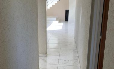 CASA EN VENTA DE 4 AMBIENTES EN LA ALAMEDA
