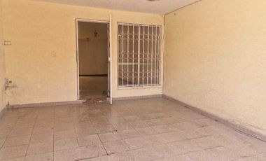 CASA EN VENTA ALMOLOYA DE JUÁREZ