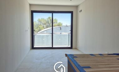 TORRE TRESTLES - JOSE FAVA 65 - 2° PISO C