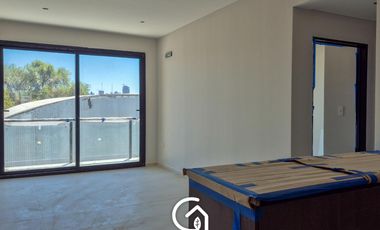 TORRE TRESTLES - JOSE FAVA 65 - 2° PISO C
