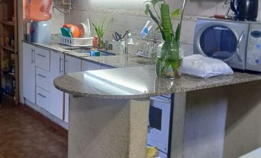 Casa en  Tigre a mts de Av. Liniers