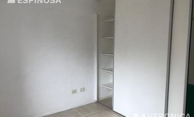 Departamento de dos ambientes en alquiler - Moron