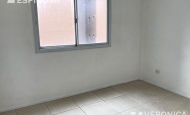 Departamento de dos ambientes en alquiler - Moron