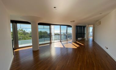 Departamento. Vista al río. 4 amb Dep. Coch doble. Amenities