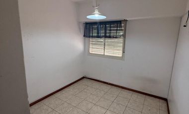 Departamento de dos ambientes en alquiler en Avellaneda