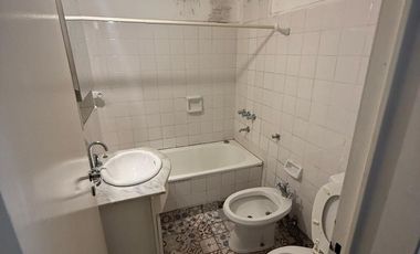 Departamento de dos ambientes en alquiler en Avellaneda