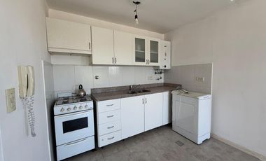 Departamento dos ambientes en Alquiler en Pinar de Wilde