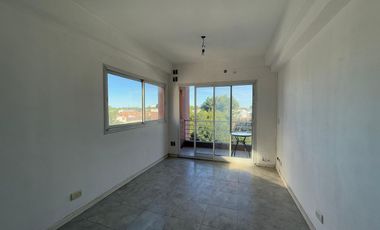 Departamento dos ambientes en Alquiler en Pinar de Wilde