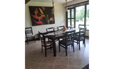 Se Vende Finca en La Tebaida Vía al Valle