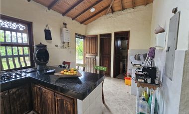 Se Vende Finca en La Tebaida Vía al Valle