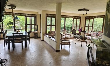 Se Vende Finca en La Tebaida Vía al Valle