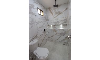 CASA EN VENTA DUPLEX EN LOS ANDES