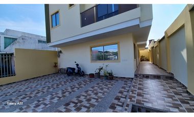 CASA EN VENTA DUPLEX EN LOS ANDES