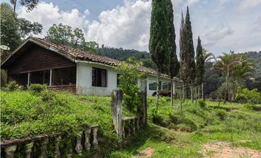 Lote para la venta en la Estrella vereda sanisidro