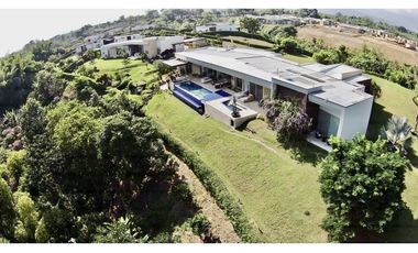 Casa  Campestre de Lujo Venta El Caimo Quindío